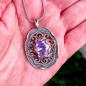 DIDAE ISRAEL SHABLOOL PURPLE STONE STERLING NECKLACE